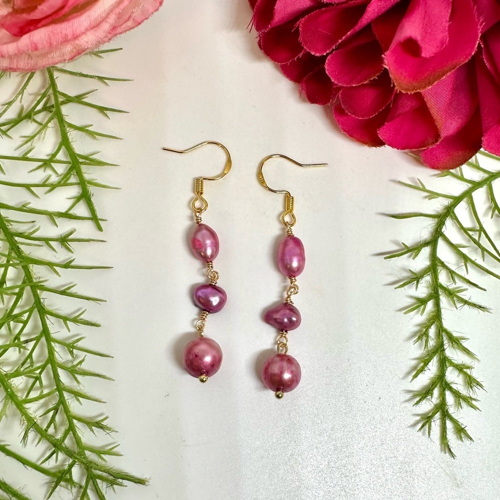 NEW⚜️Freshwater Raw Pearl Dangly Earrings - Picture 3 of 6